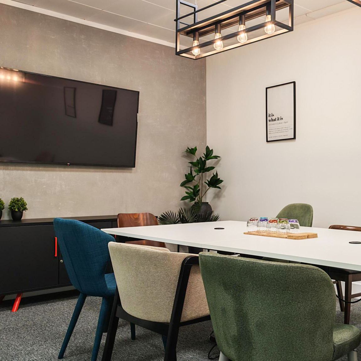 2-Work No.1 Whitehall Riverside  Meeting Room Product Image